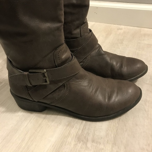 Man Made Leather Riding Boots sz 8 - Picture 6 of 8